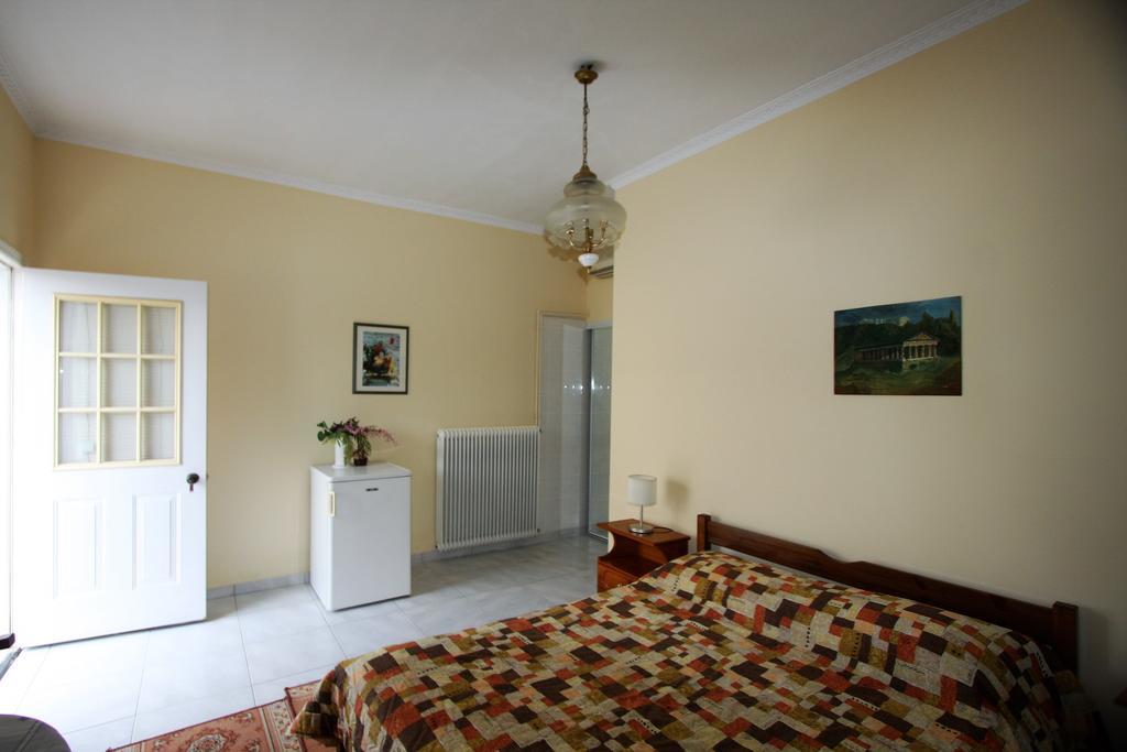 Miloi Rooms And Apartments Exterior foto